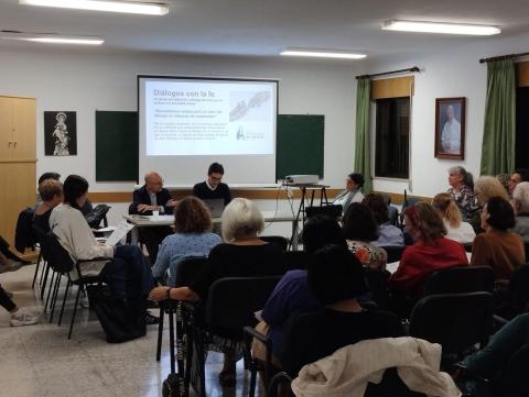 "Diálogos con la fe" inicia su andadura.